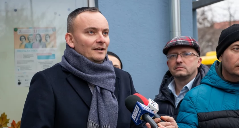 Arkadiusz Fajok odkrywa kolejne karty