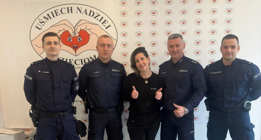 Piękny gest pakoskich policjantów