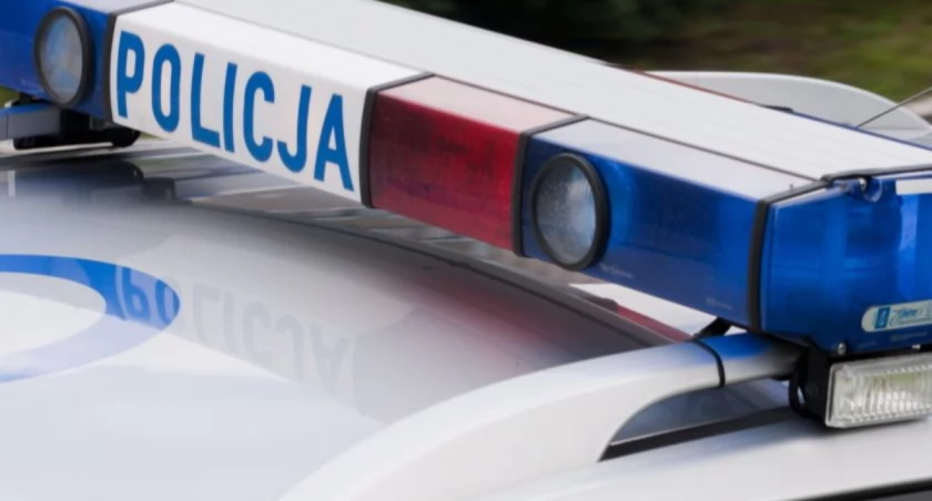 Wypadek w Borkowie przed przejazdem kolejowym