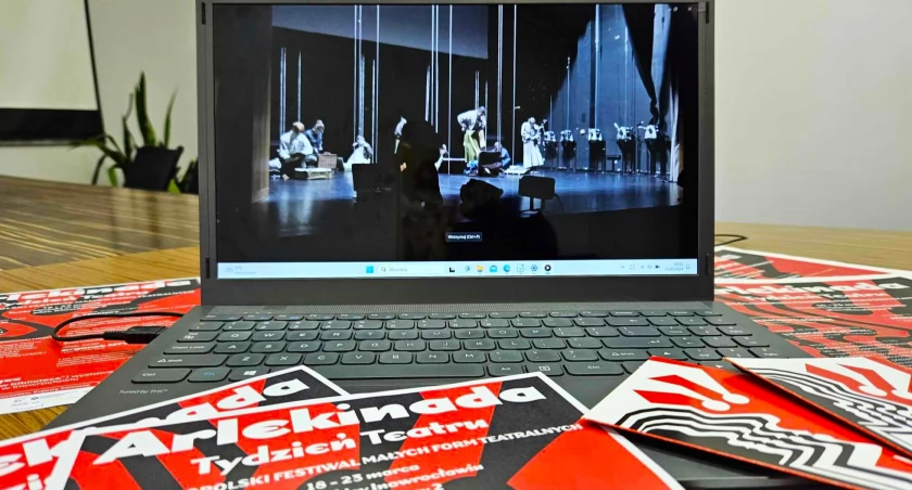 Znamy zespoły teatralne 21. Ogólnopolskiego Festiwalu Małych Form Teatralnych ARLEKINADA 2024