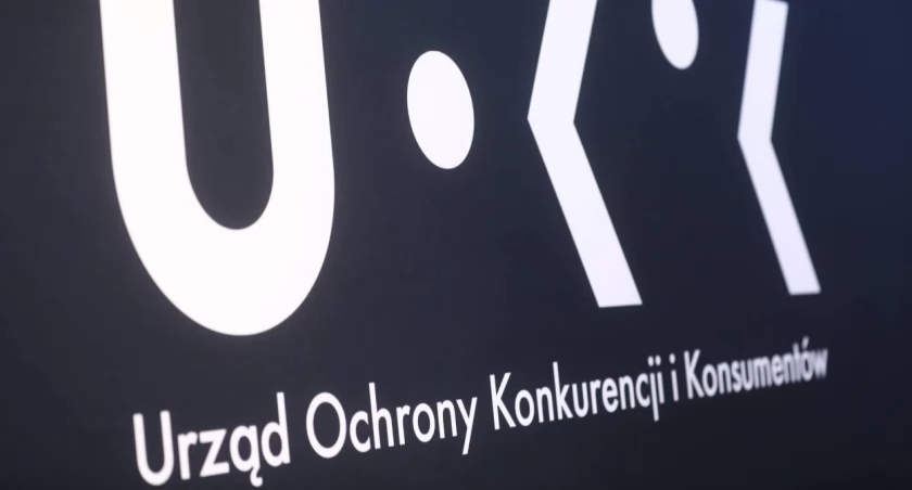 UOKiK: nieczytelne zasady i brak informacji w promocjach Lidla i Biedronki