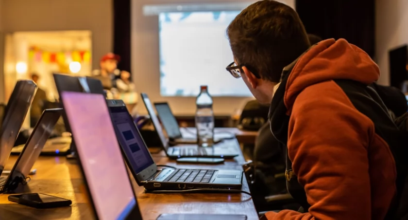 Dla kogo kurs angielskiego online?