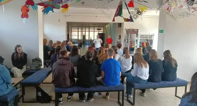 Konopniczanie otwierają się by czynić dobro. AKCJA #KOMÓRKOMANIA