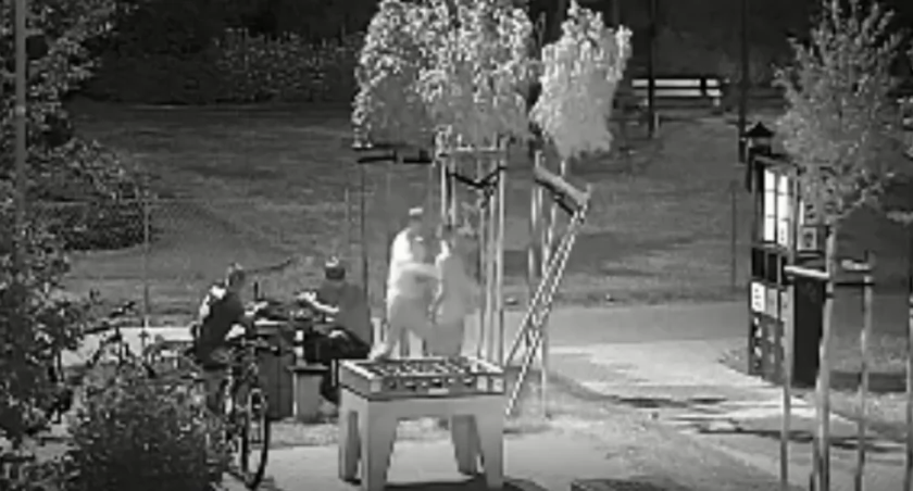 Masz wiedzę kim są Ci mężczyźni, bądź byłeś świadkiem zdarzenia skontaktuj się z policją