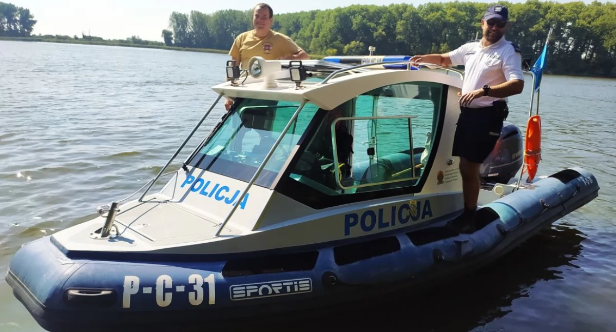 Policjanci nadal pełnią służbę na wodzie