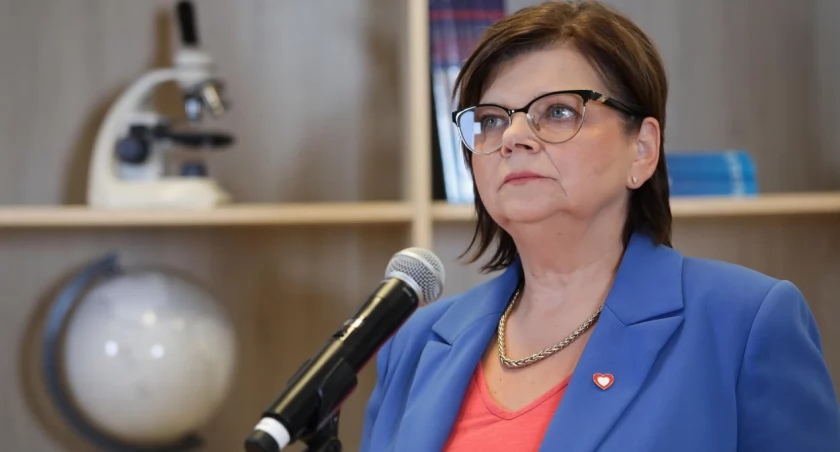 Minister zdrowia: sprzedający alkohol będzie musiał sprawdzić wiek kupującego