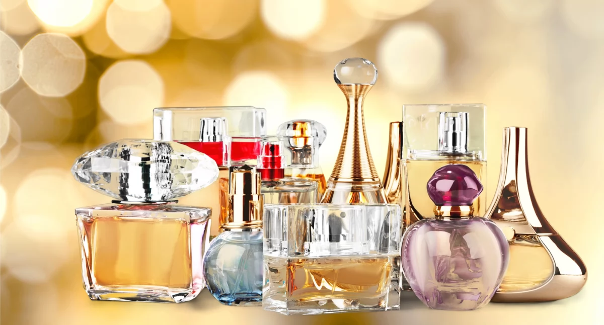 Jak wybrać idealny zapach? Przewodnik po świecie perfum