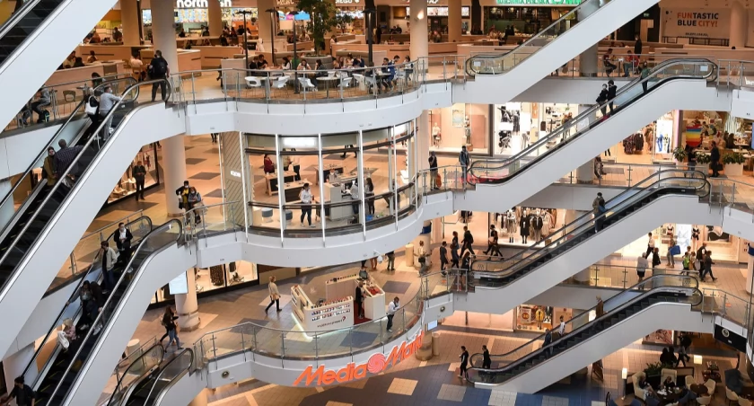 Spadki ruchu i liczby klientów w galeriach i centrach handlowych. Branża III kwartał br. skończyła na minusie