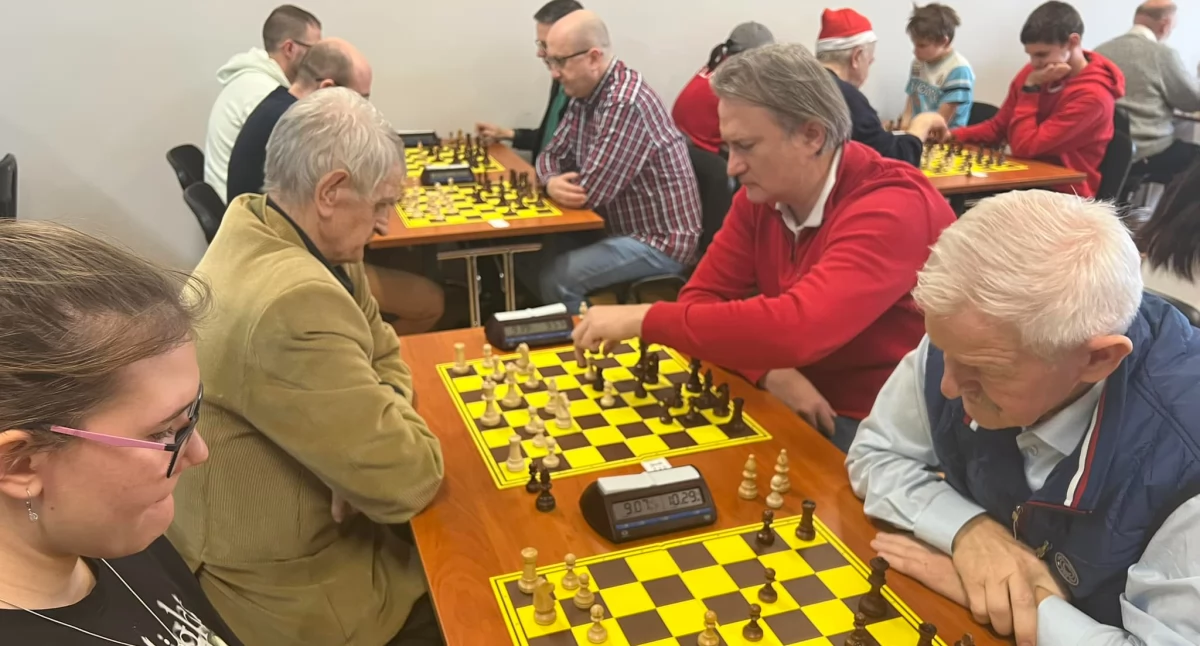 Szachiści zakończyli rok mocnym uderzeniem