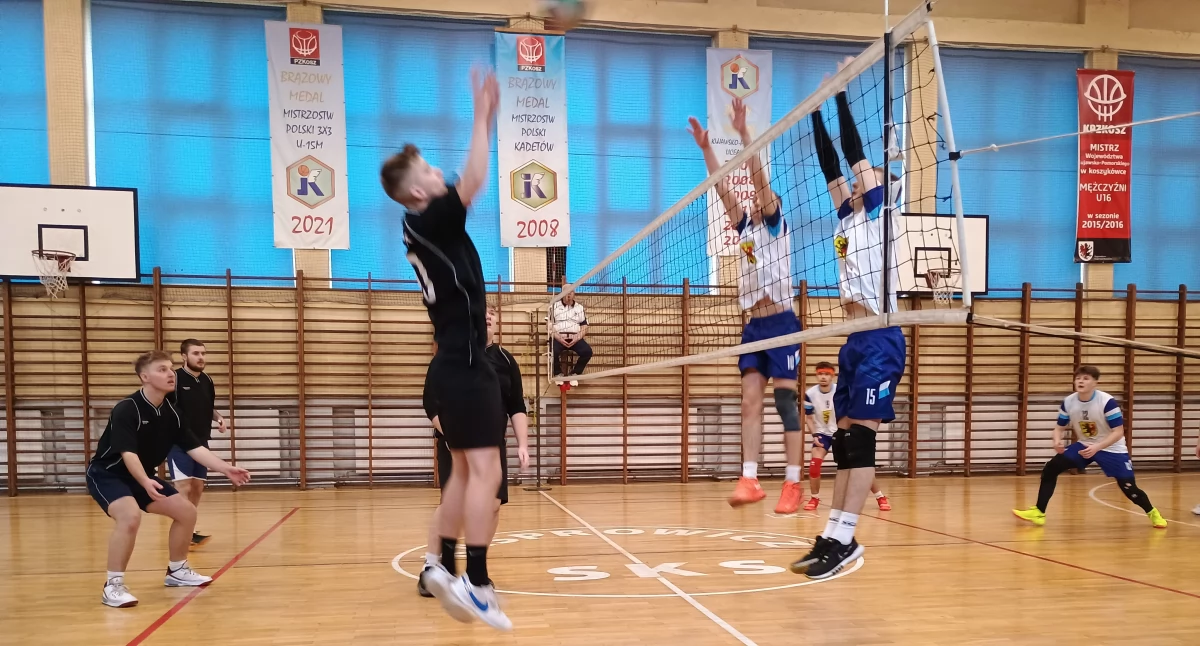 Kasper i Chemik walczą o siatkarski Olimp