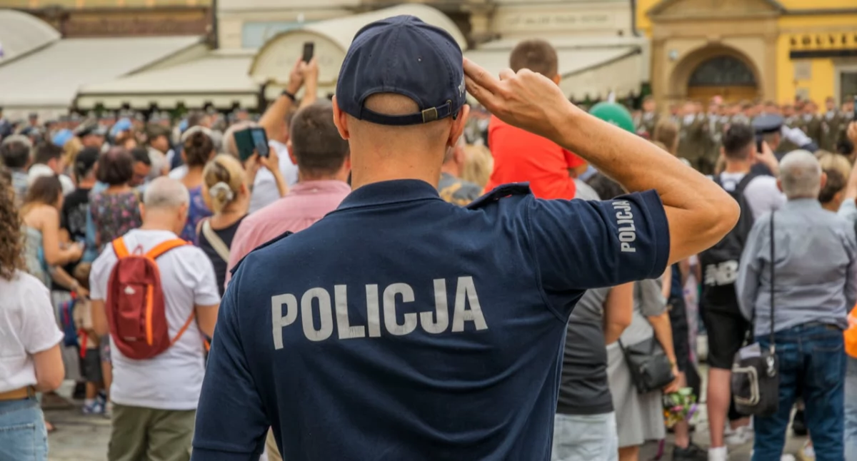Jakie umiejętności są niezbędne w zawodzie policjanta?