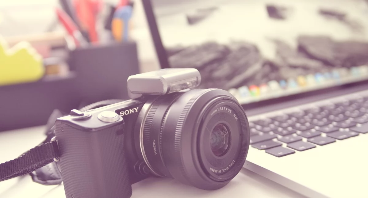 Fotobudka 360 – nowoczesny sposób uwieczniania wspomnień na każdą okazję
