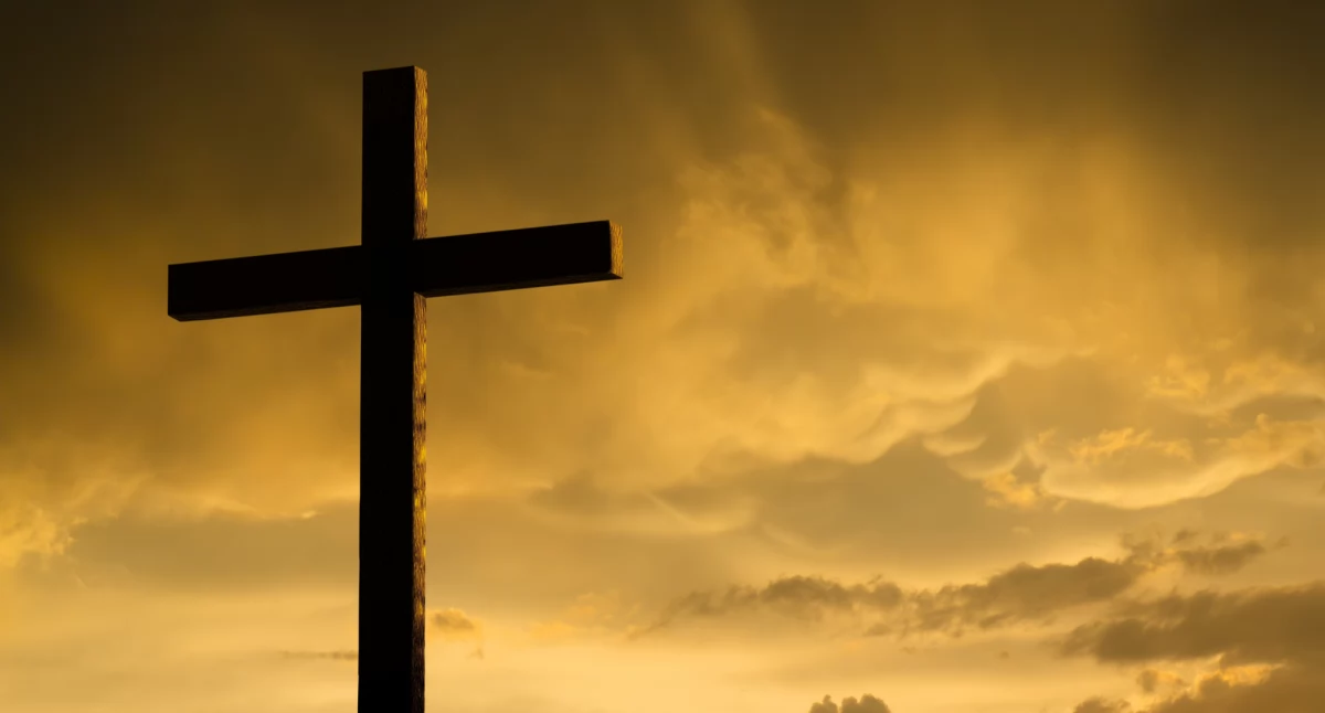 Wielki Piątek 2025: Znaczenie Liturgii Męki Pańskiej
