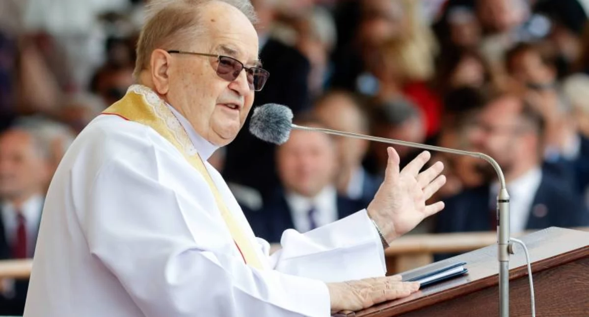 Ostry Spór o Religię w Szkołach: O. Rydzyk Kontra Minister Nowacka