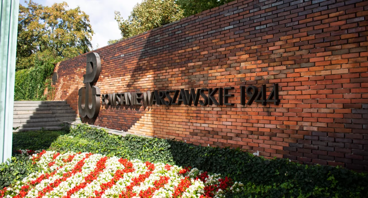Narodowy Dzień Pamięci Powstania Warszawskiego - Czas na Refleksję i Pamięć