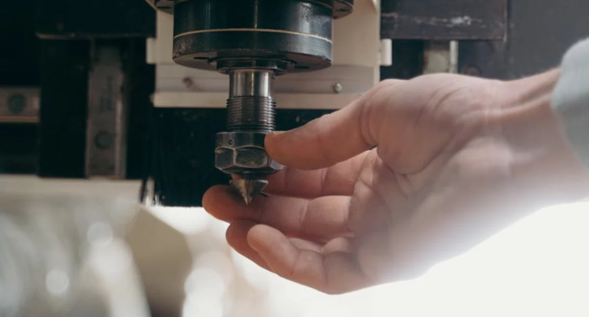 Nowoczesna obróbka CNC w Gdyni – technologie, które zmieniają przemysł