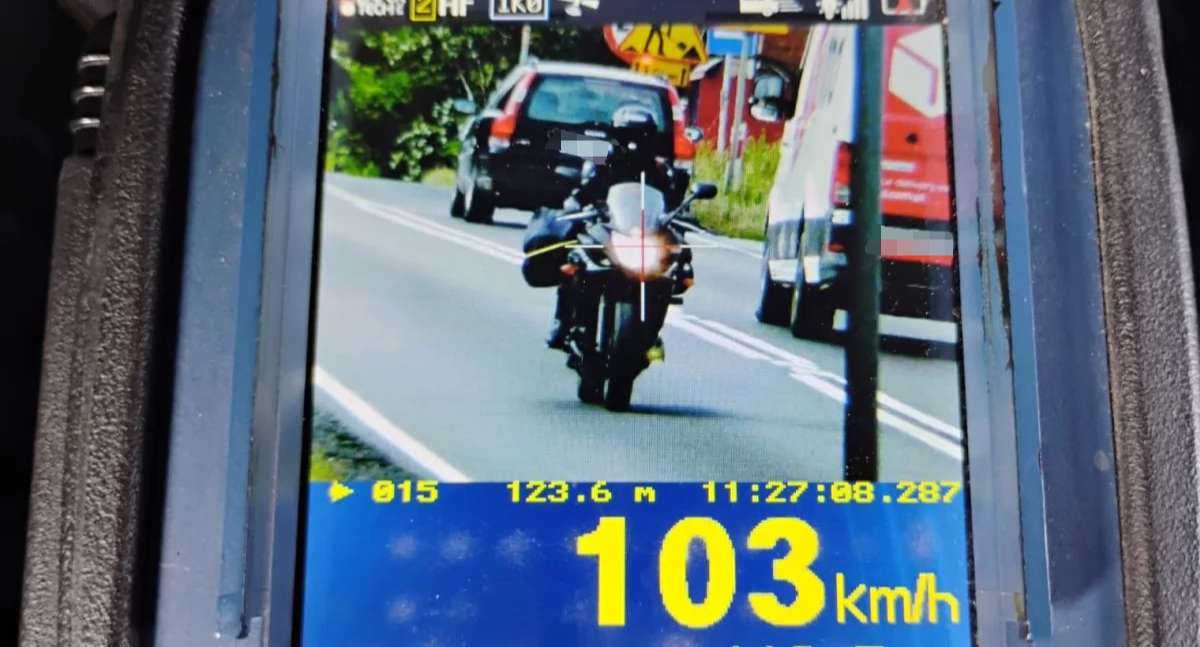 Motocyklistka zbyt się rozpędziła