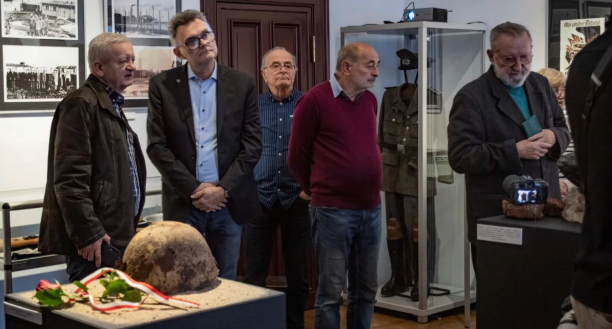 Inowrocław Pamięta: Otwarto Wystawę Inowrocław w Cieniu II Wojny Światowej