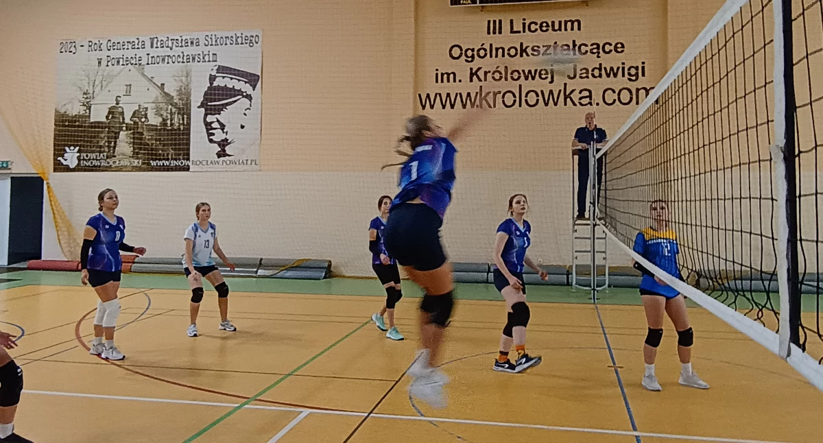 Start Mistrzostw Powiatu Inowrocławskiego Dziewcząt w siatkówce