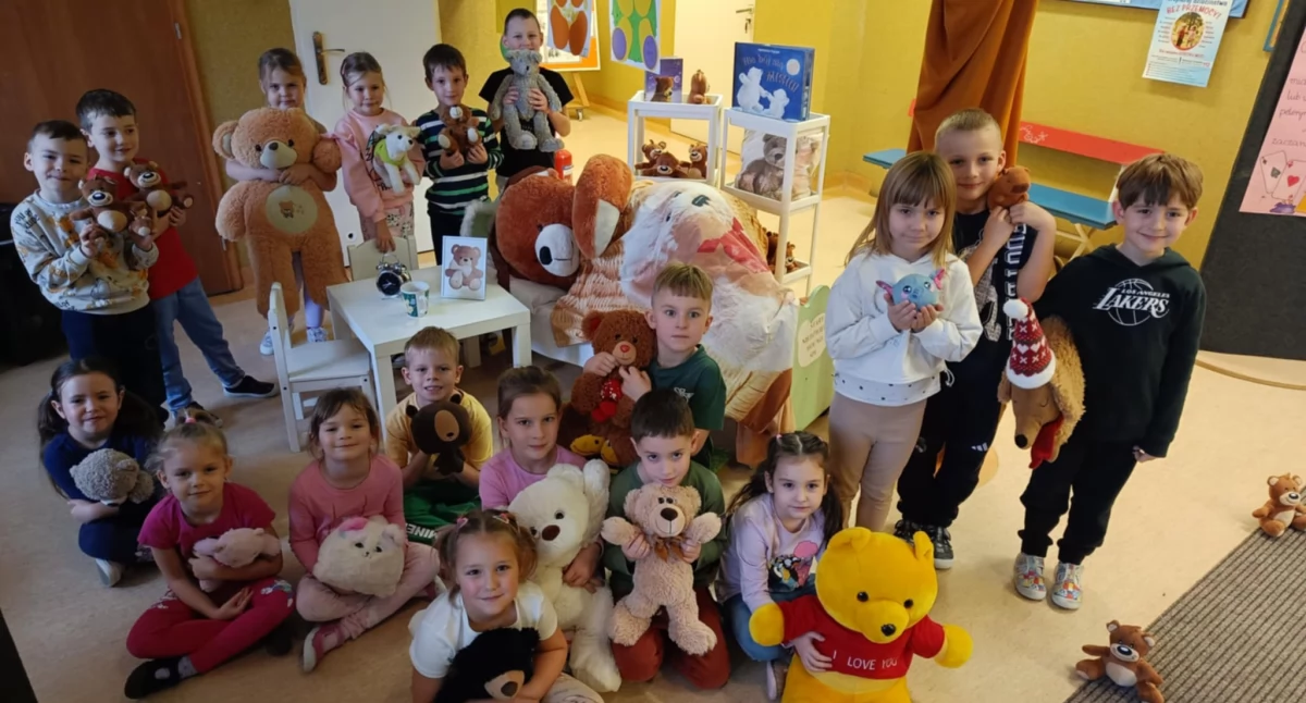 Dzień Pluszowego Misia w Przedszkolu Kujawskie Dzieci