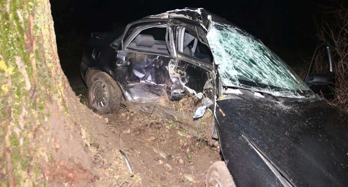 Tragiczny wypadek w gminie Kruszwica: 20-letni kierowca zginął na miejscu