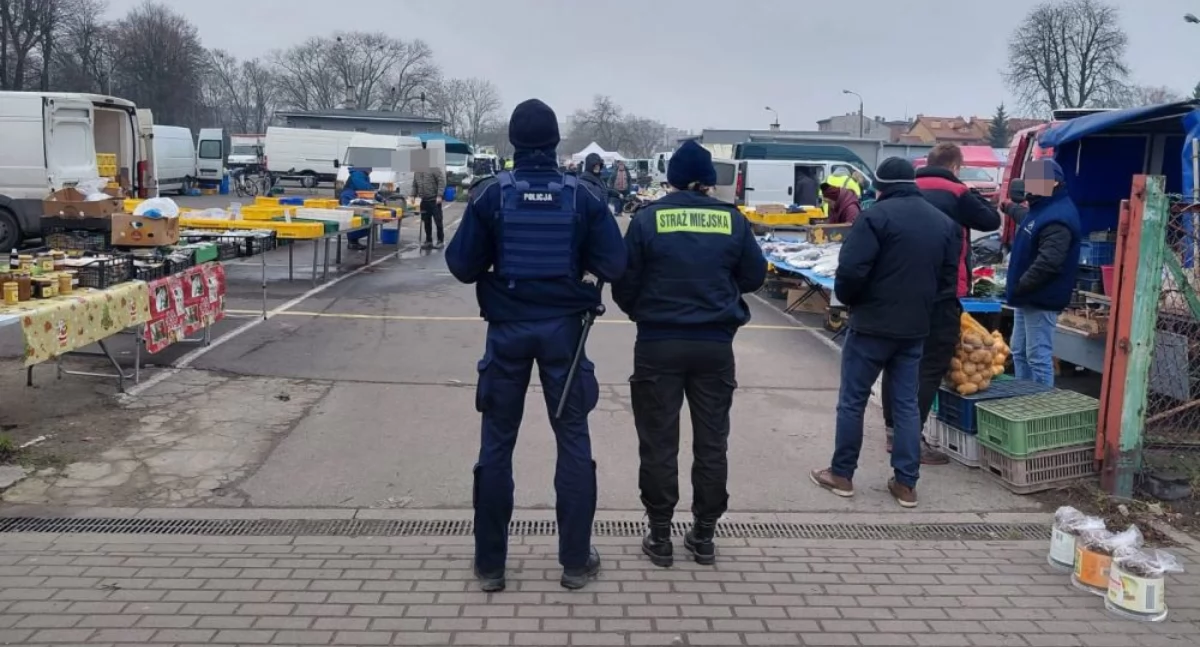  Bezpieczne zakupy przed świętami: Służby kontrolują targowiska