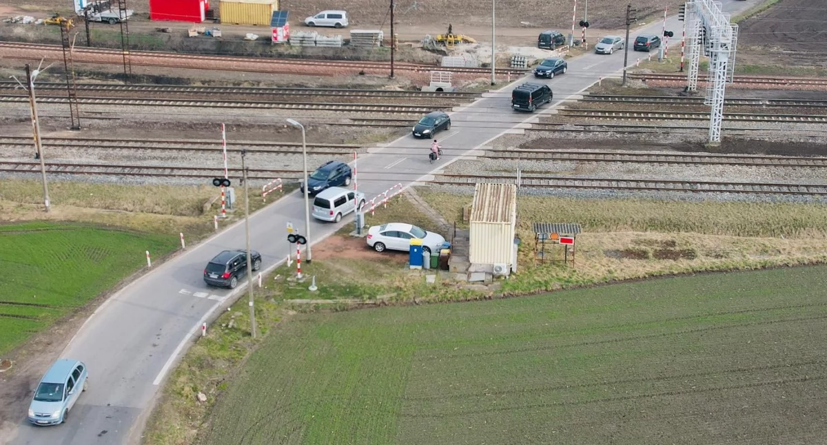 - Nie zamykajcie nam kolejnych przejazdów! – apeluje Grzegorz Piątek, wójt gminy Inowrocław