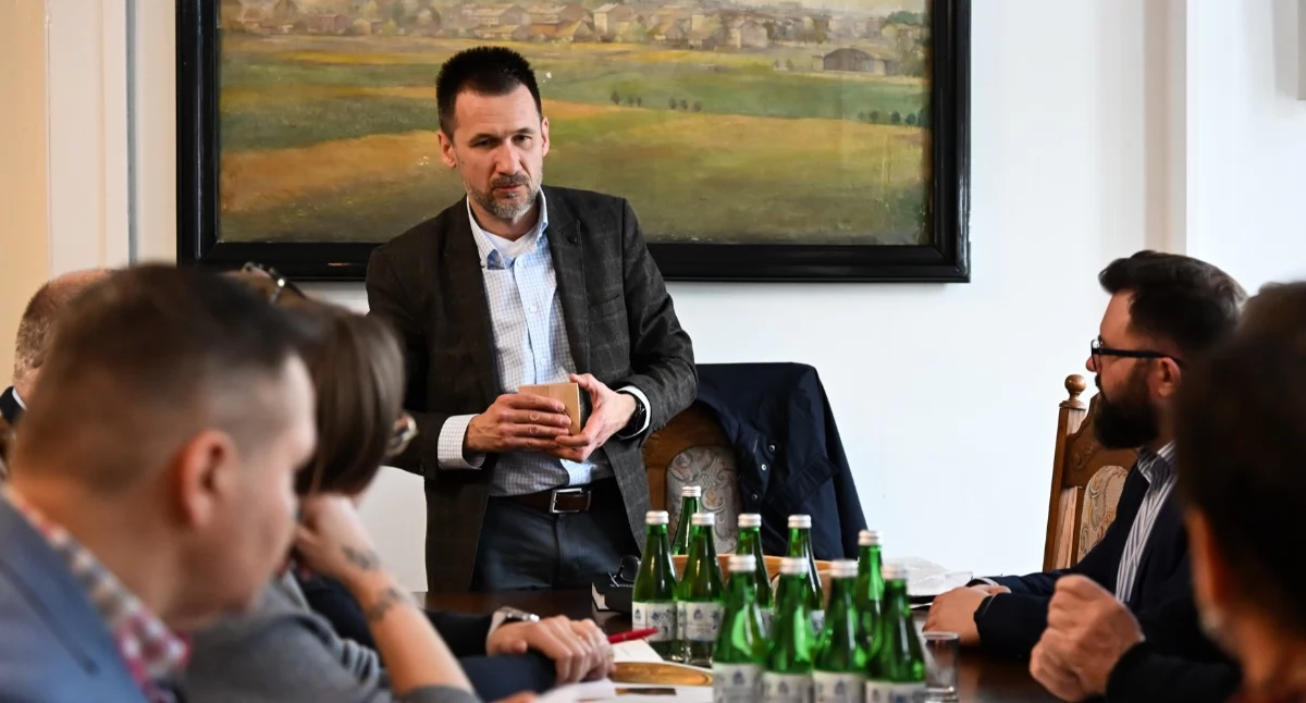 Prace nad Medalem Za Zasługi dla Miasta Inowrocławia na półmetku