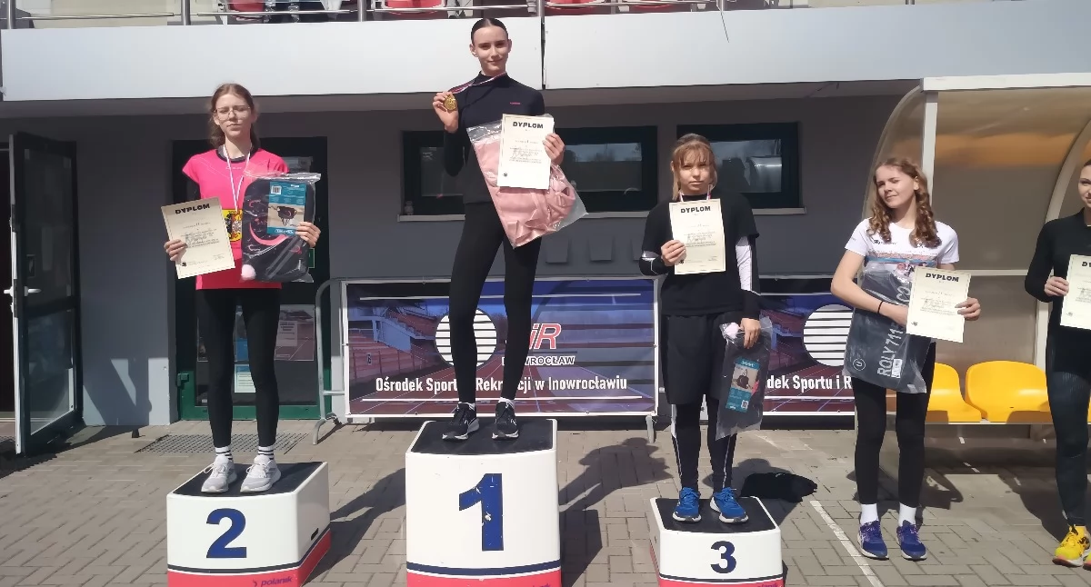 Sport, emocje i młodzieńcza energia – Wiosenne Biegi Przełajowe zachwyciły!