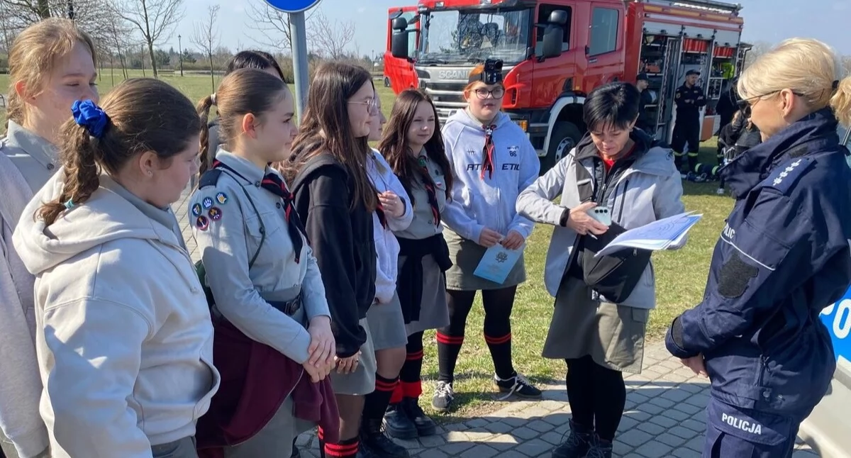 Policjanci na manewrach harcerskich w Inowrocławiu