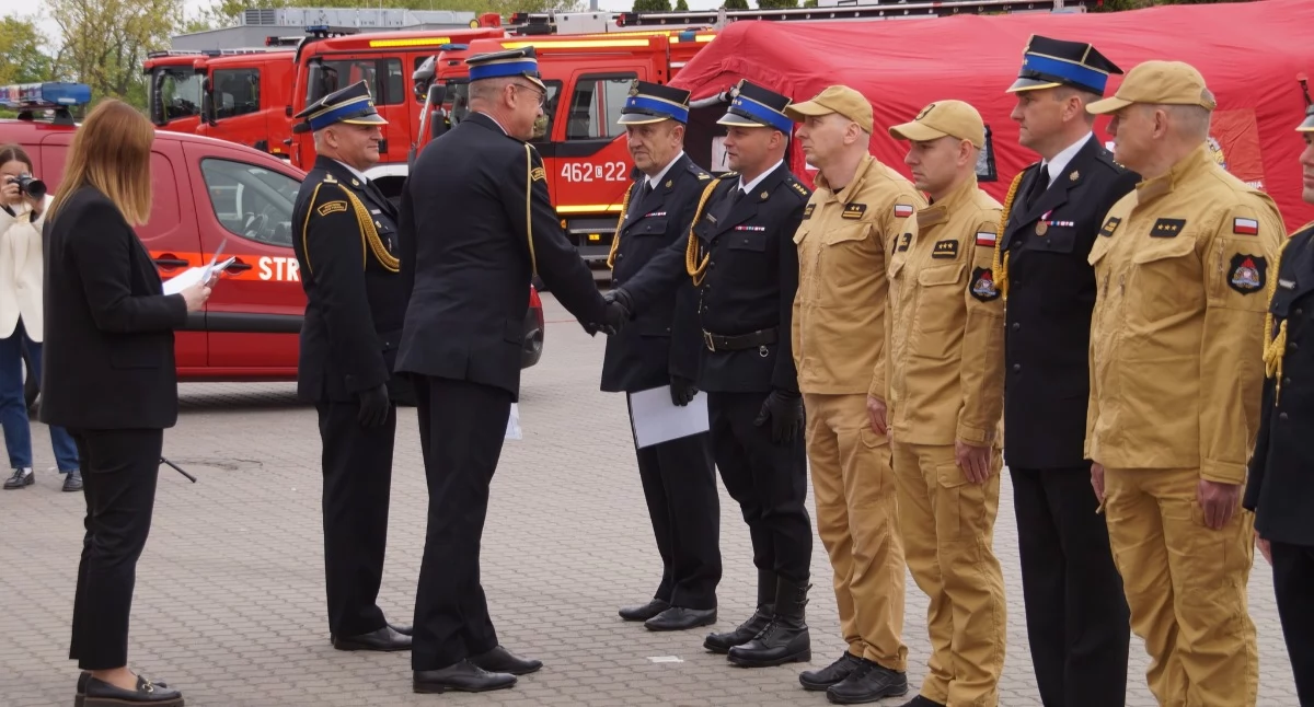 Odznaczenia i awanse podczas Dnia Strażaka
