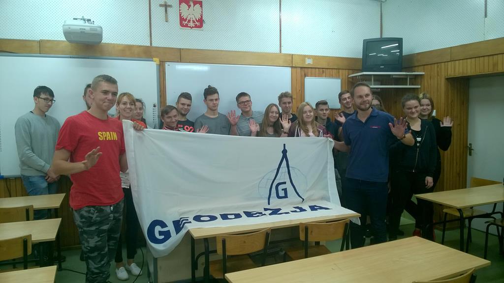 Technicy geodeci z 