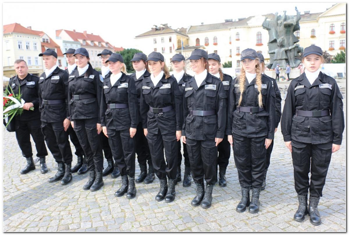Klasa policyjna oddała cześć pomordowanym w Miednoje