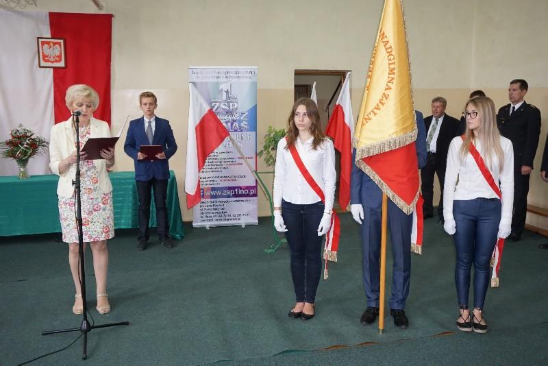 Powitanie nowego  roku szkolnego w ZSP nr 1 im. Jana Pawła II