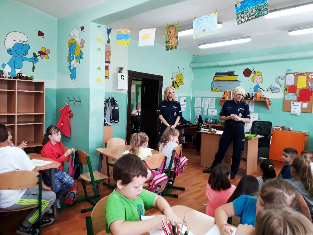  Inowrocławscy policjanci na półkoloniach