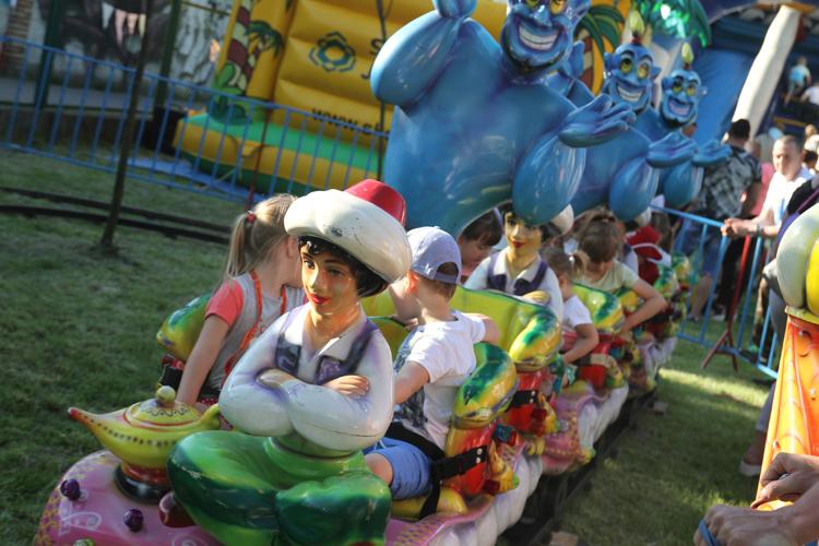 Dzieci bawiły się na festynie w Muzycznej Krainie