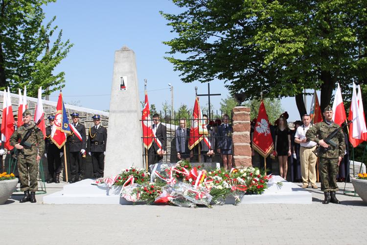 Msza św. oraz uroczystość patriotyczna