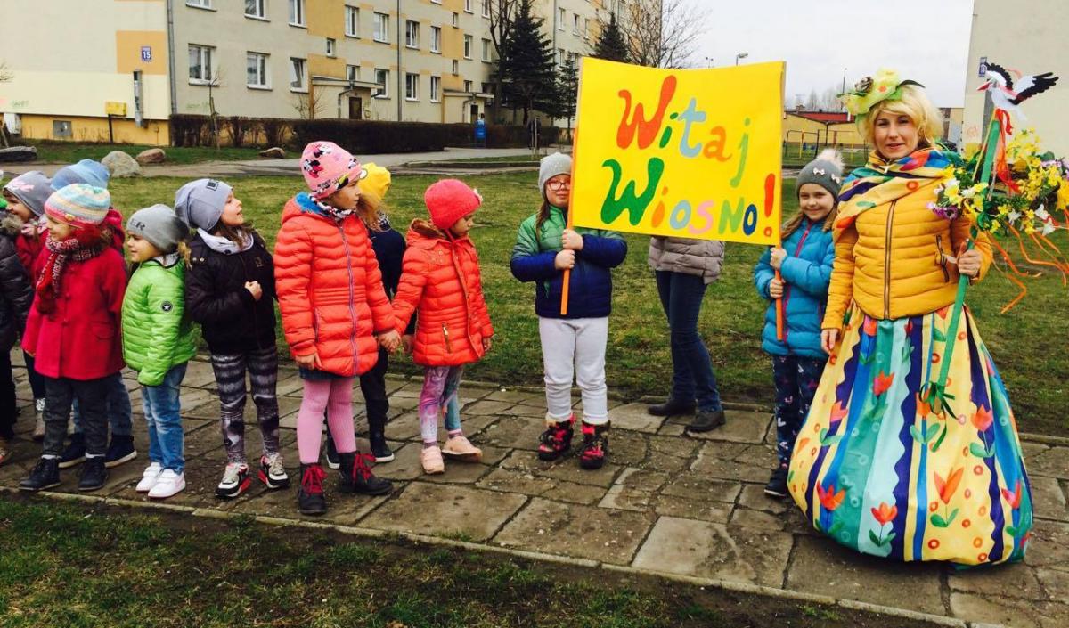 Radosny pierwszy dzień wiosny dla 