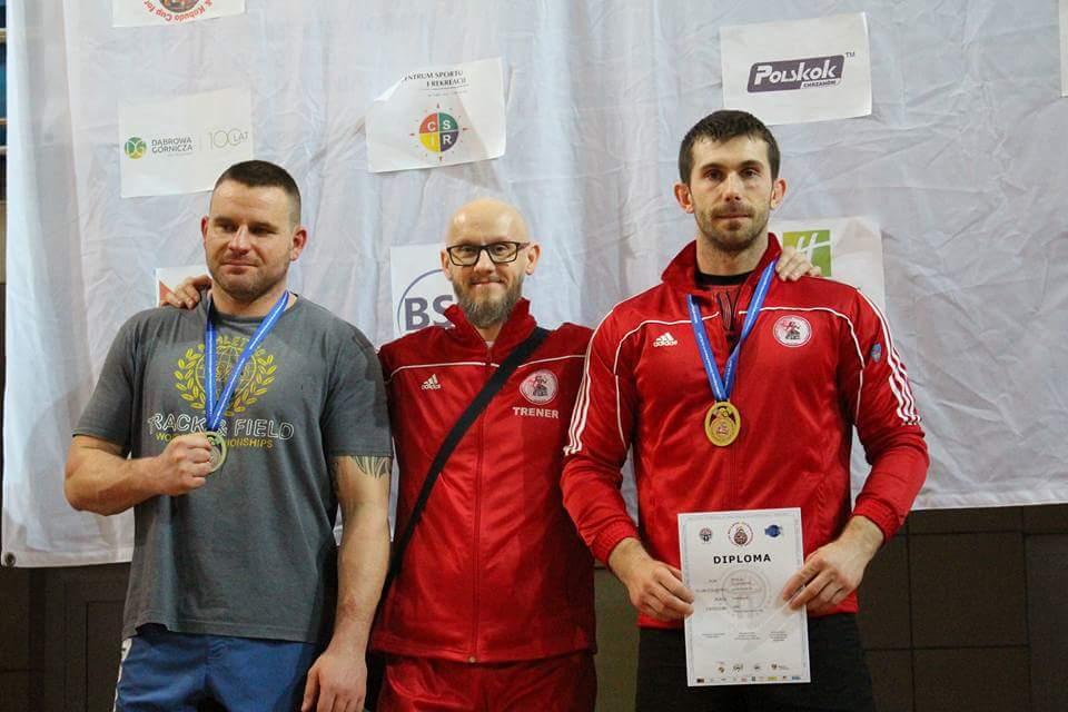 Złoto w MMA dla policjanta z Barcina 