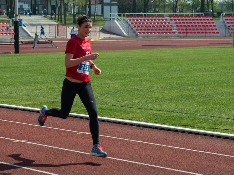 Wystartowała w 89. Mistrzostwach Polski w Biegach Przełajowych Seniorów w Jeleniej Górze