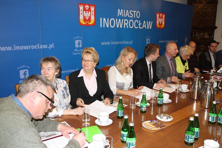 Kartę inowrocławianina wspierają kolejne firmy