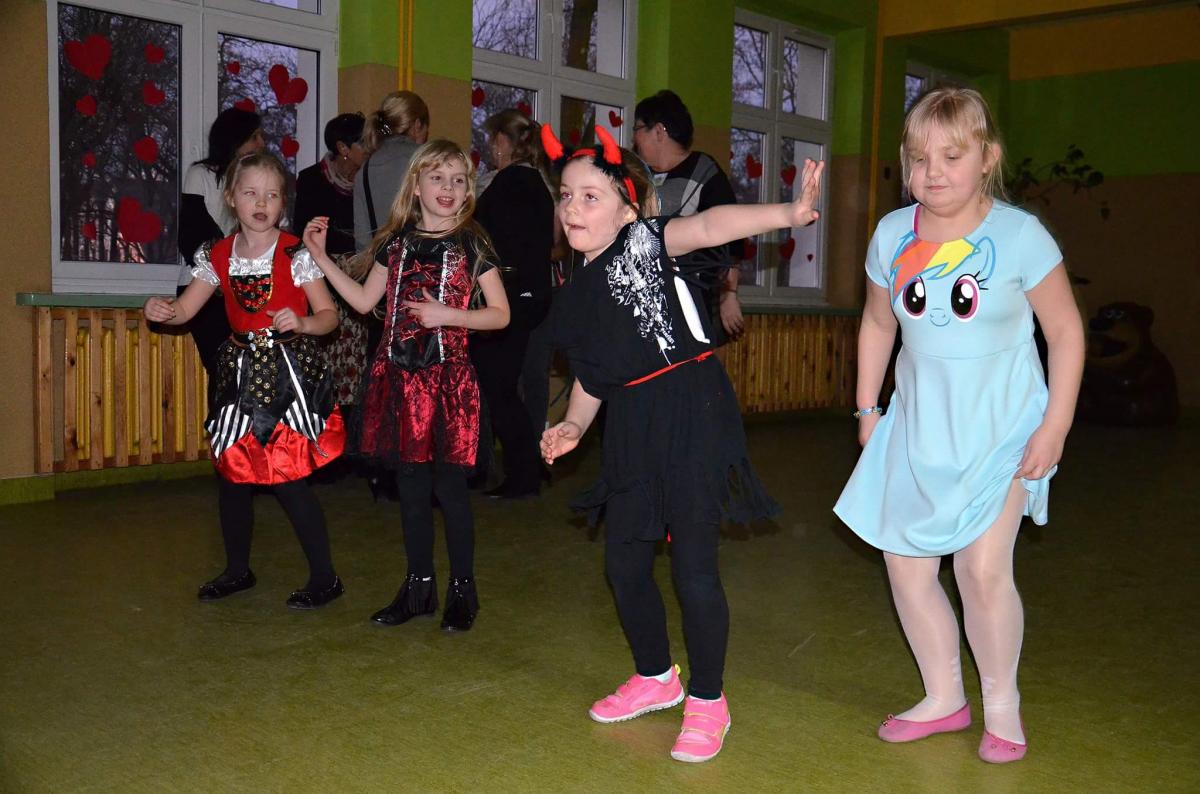 Bal karnawałowy w ZSI