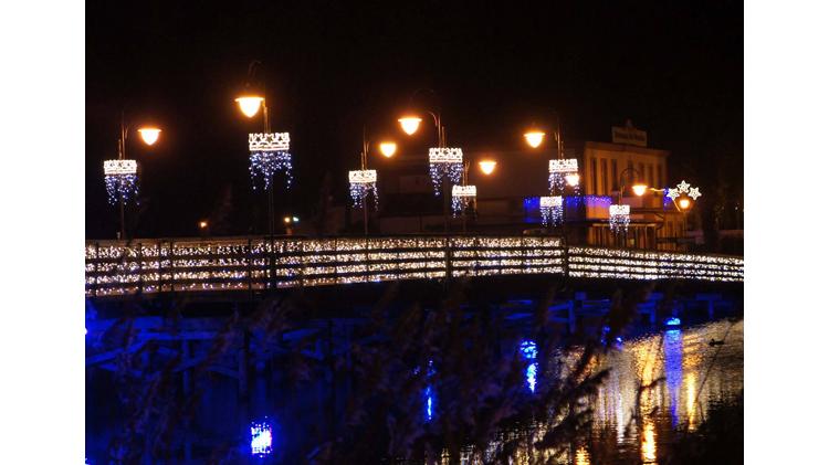 Które miasto w regionie świeci się najpiękniej?