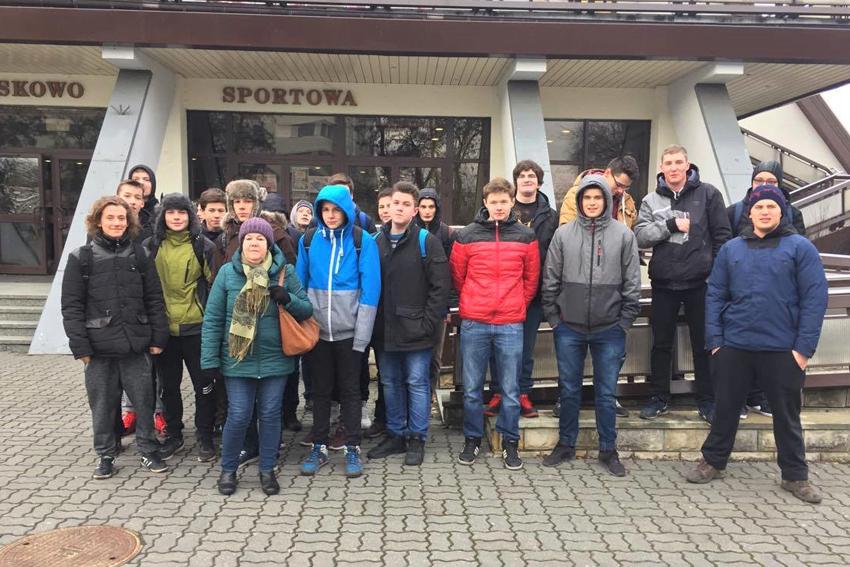 Filmowa lekcja historii dla uczniów Mechana 