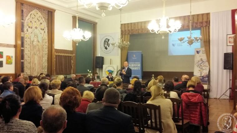 Kujawsko-Pomorski Kurator Oświaty o założeniach reformy edukacji w III LO w Inowrocławiu