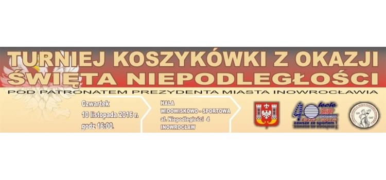 Pod koszem z okazji Święta Niepodległości
