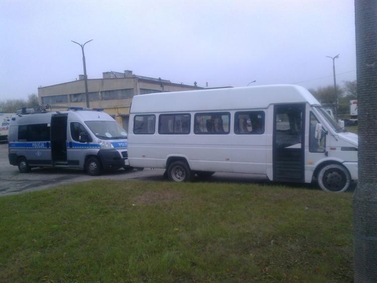 Policja wraz z  WITD kontrolowała autobusy i busy przewożące dzieci