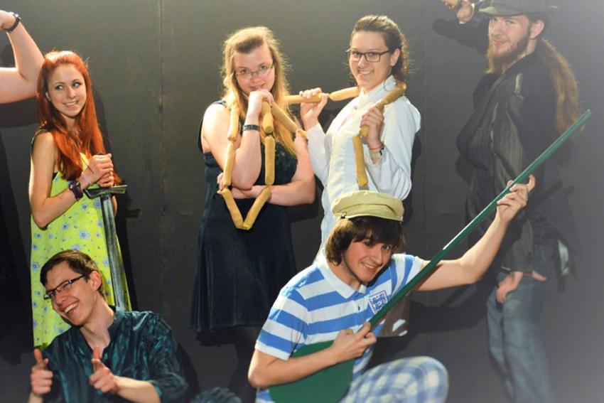 Grupa Zakręt wygrywa  VIII Wojewódzki Profilaktyczny Festiwal Teatralny 