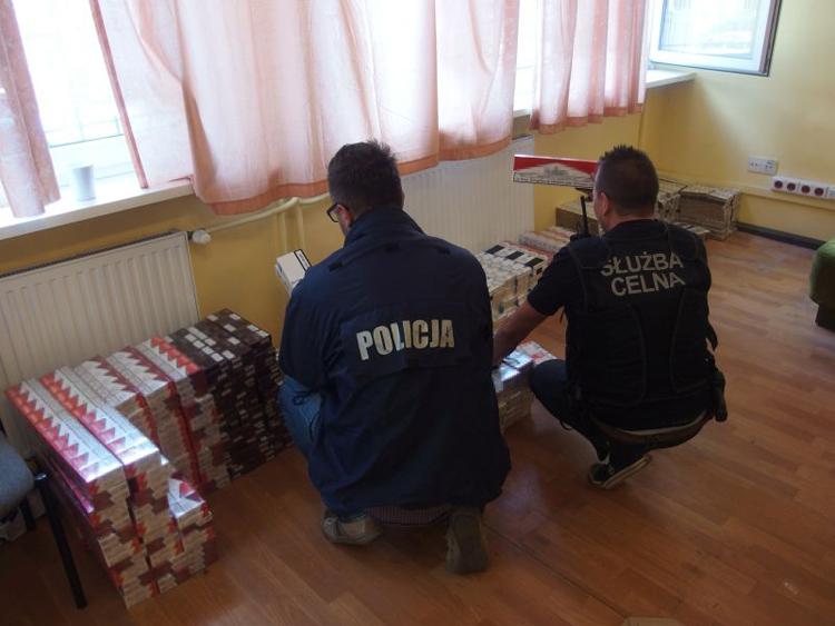 Wpadła z nielegalnym towarem