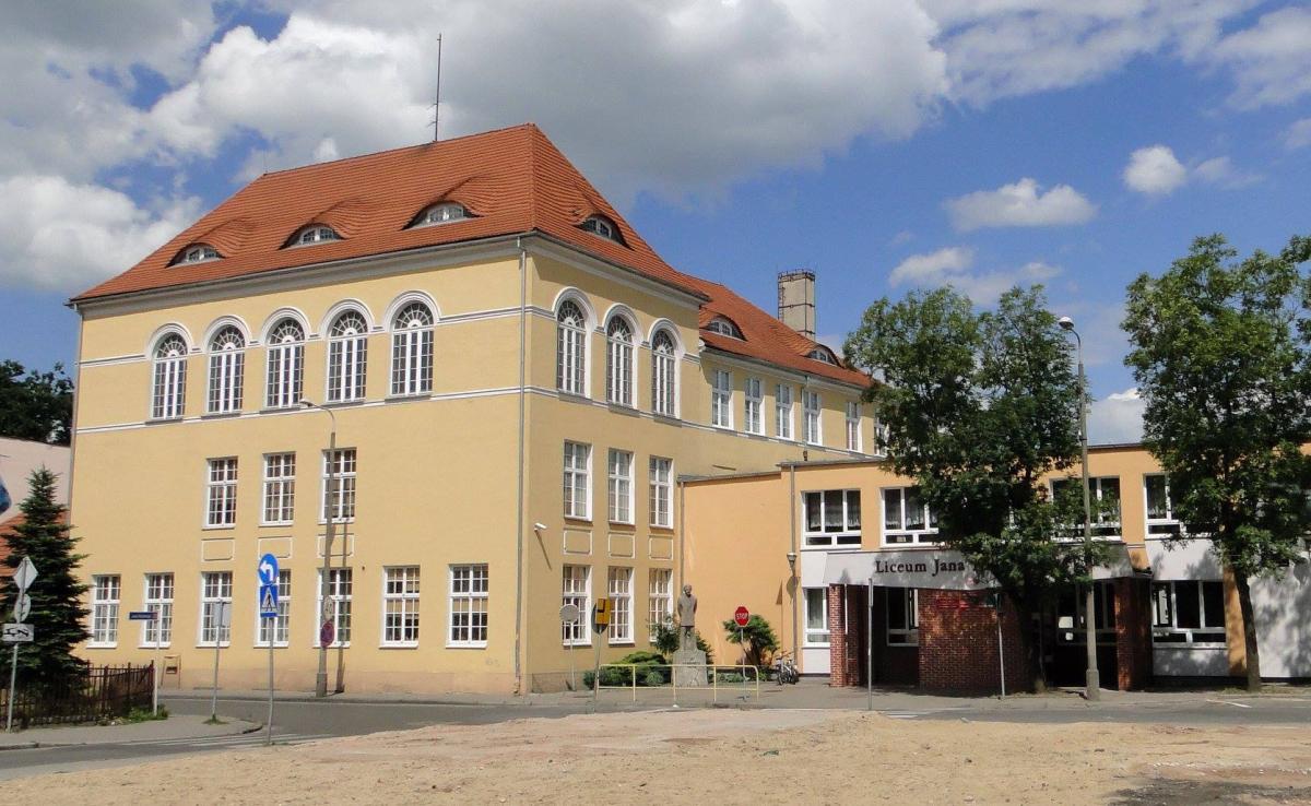 Kasper wśród 200 najlepszych szkół w kraju